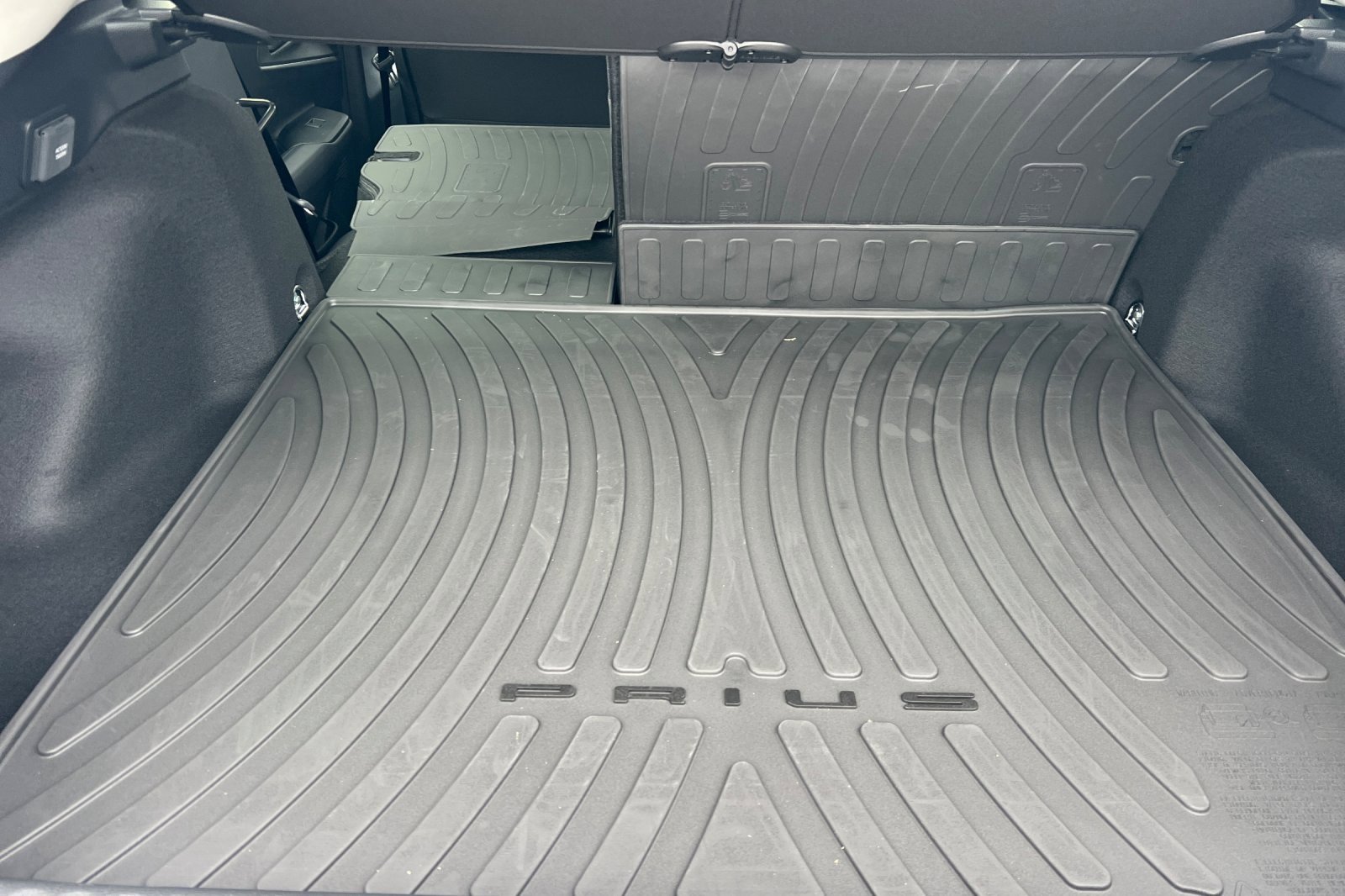 New 2026 Toyota Prius Plug-In Hybrid image 12