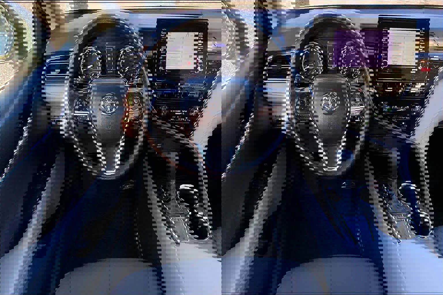 Used 2024 Toyota Camry LE image 6