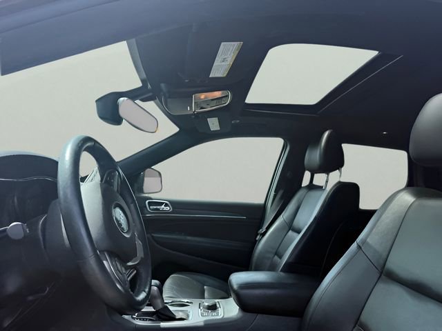 Used 2018 Jeep Grand Cherokee Limited AWD/4WD image 12