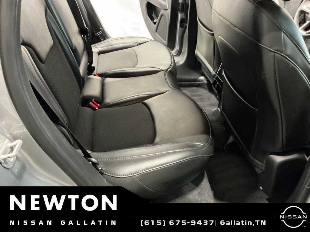 Used 2023 Jeep Compass Latitude w/ Convenience Group AWD/4WD image 23