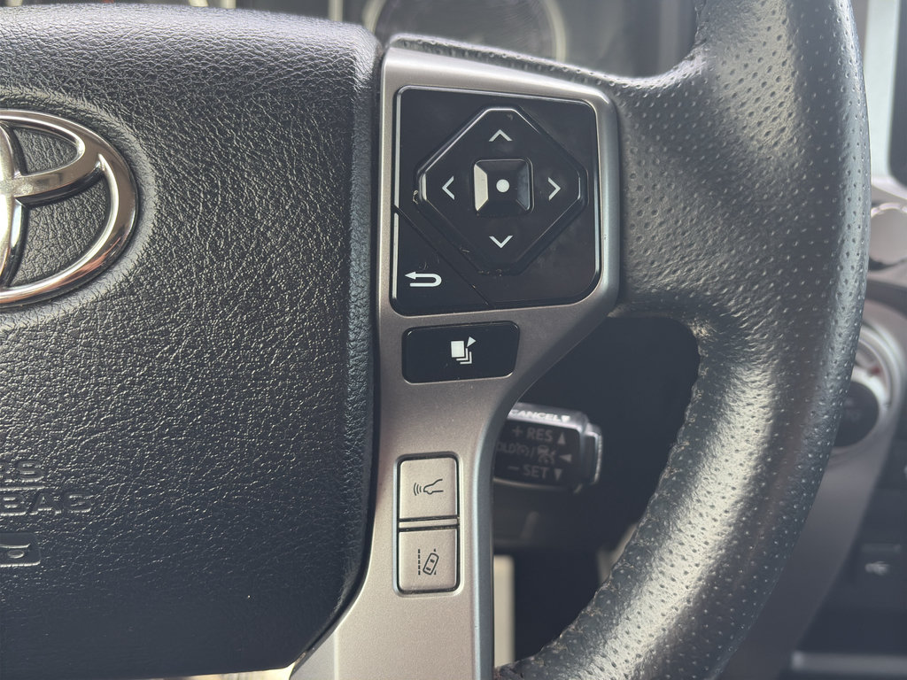 Used 2022 Toyota 4Runner Limited RWD image 21