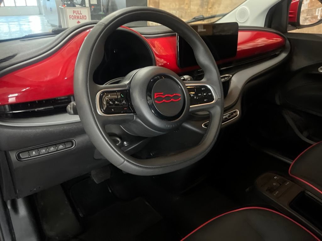 Used 2024 FIAT 500 e (RED) FWD image 19