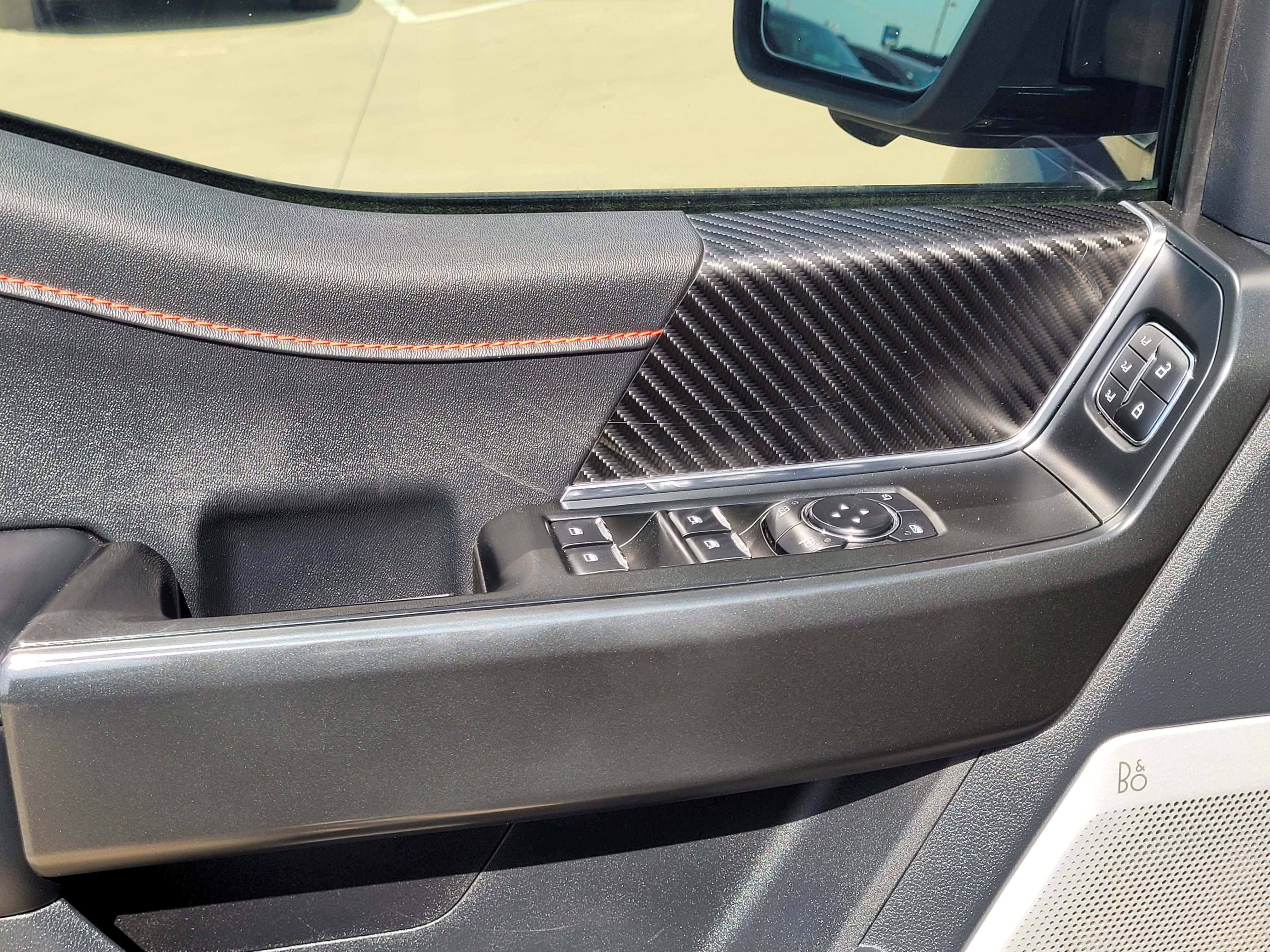 Used 2025 Ford F150 Raptor AWD/4WD image 23