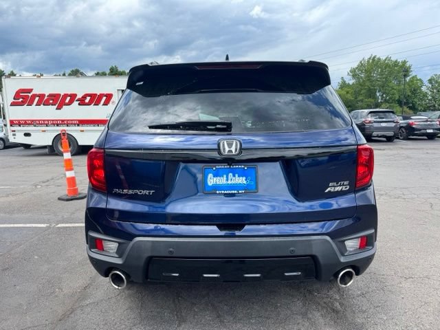 Used 2022 Honda Passport Elite image 3