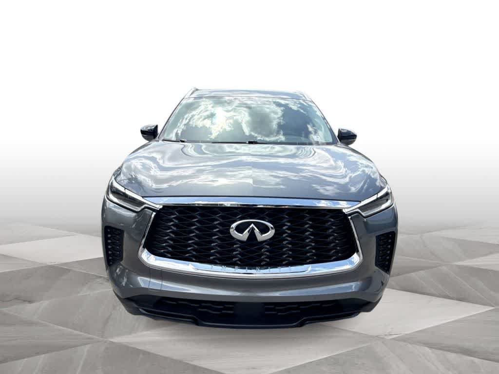 Used 2024 INFINITI QX60 Luxe FWD image 3
