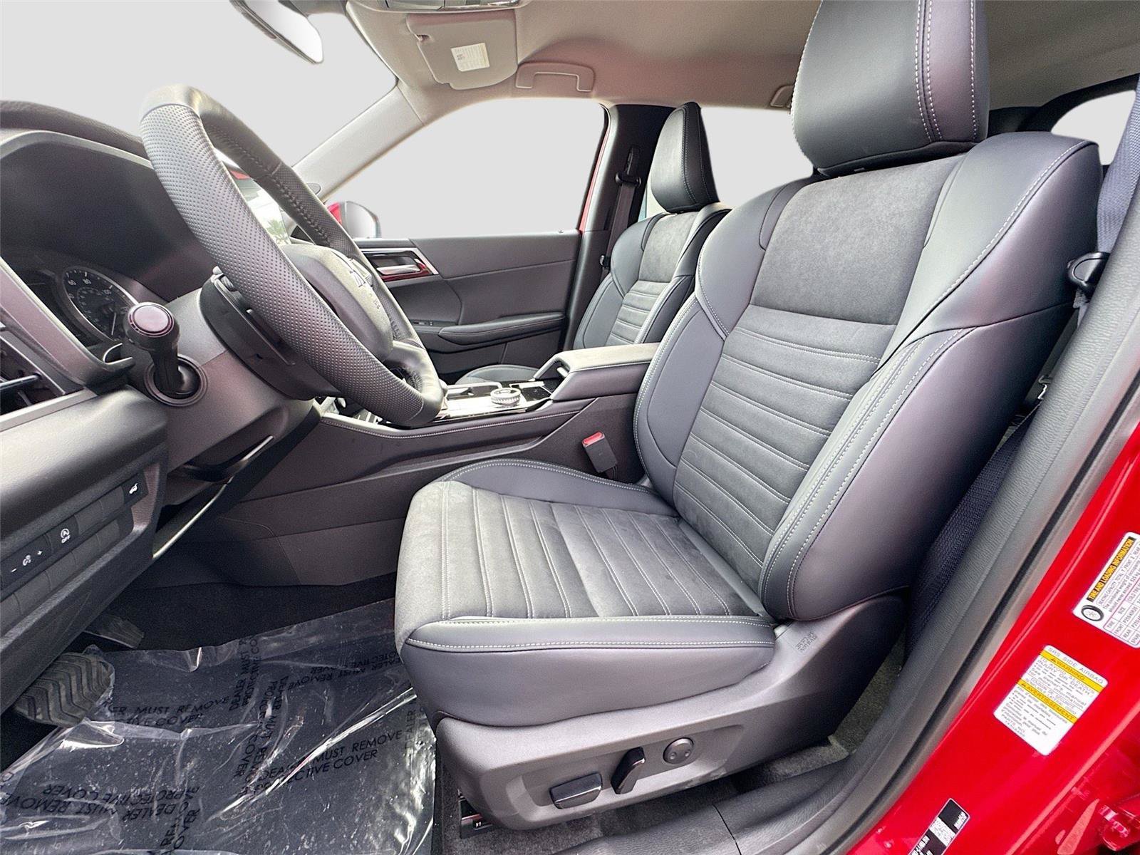 New 2026 Mitsubishi Outlander SE FWD image 20
