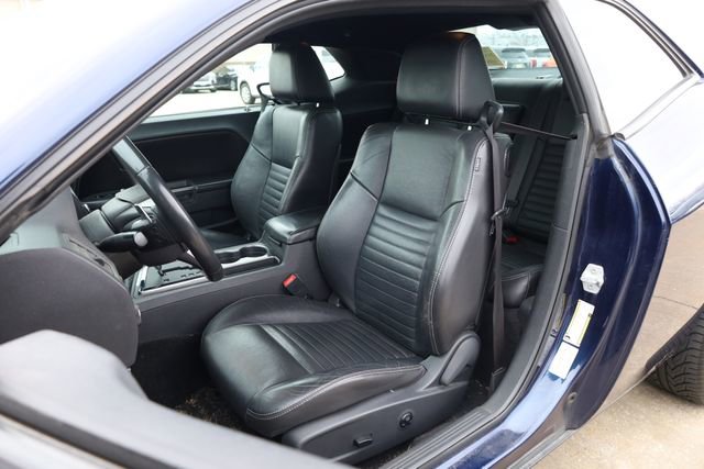 Used 2013 Dodge Challenger SXT Plus image 12