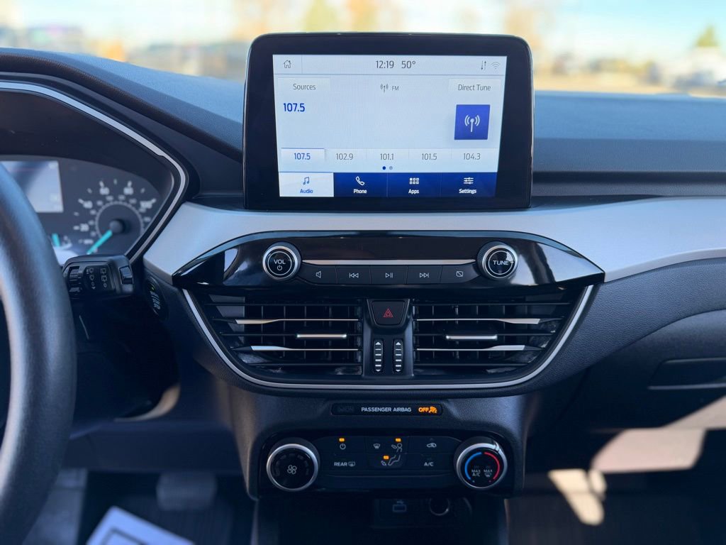 Used 2022 Ford Escape SE image 15