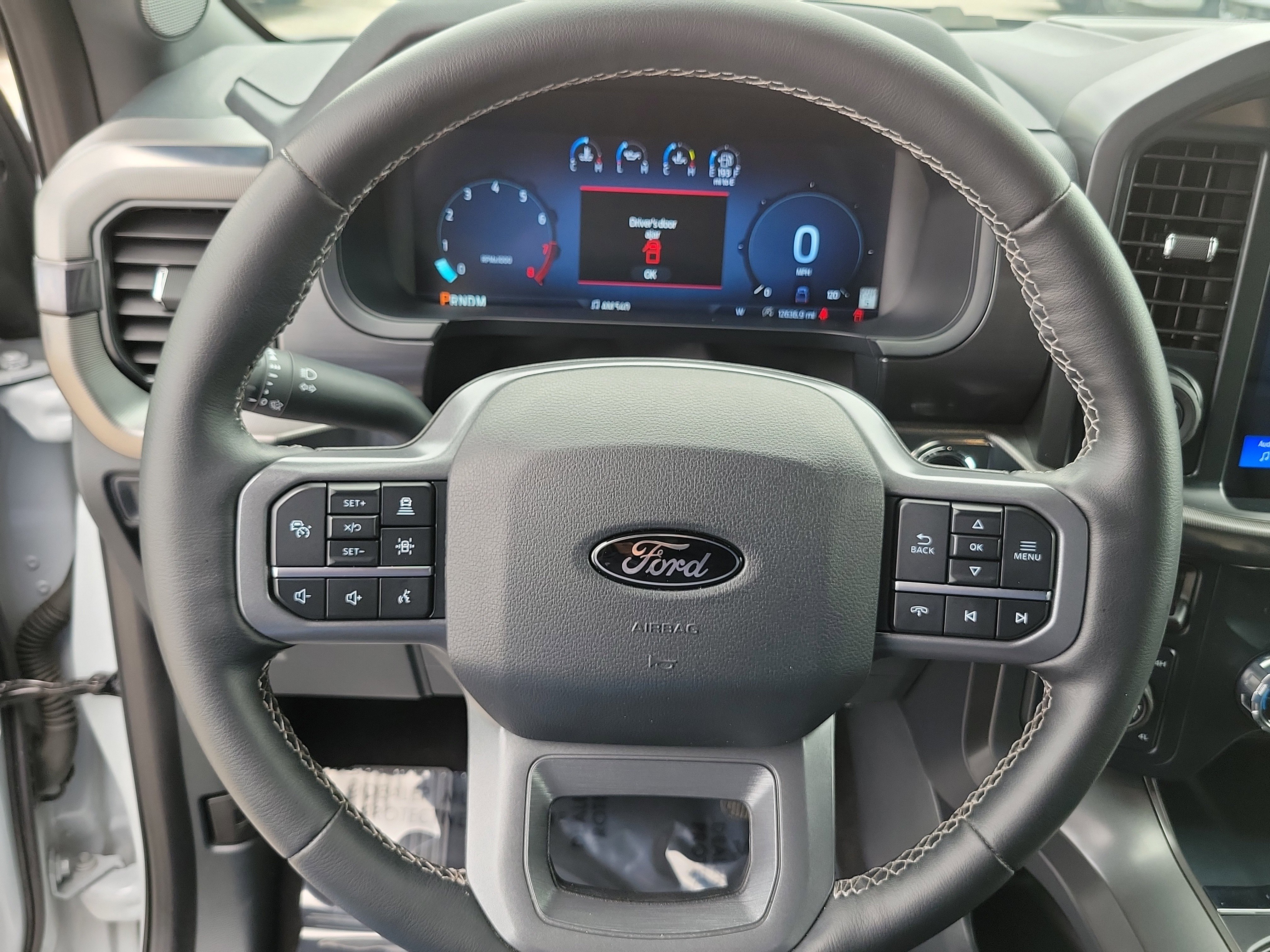 Used 2025 Ford F150 Lariat w/ FX4 Off-Road Package AWD/4WD image 19