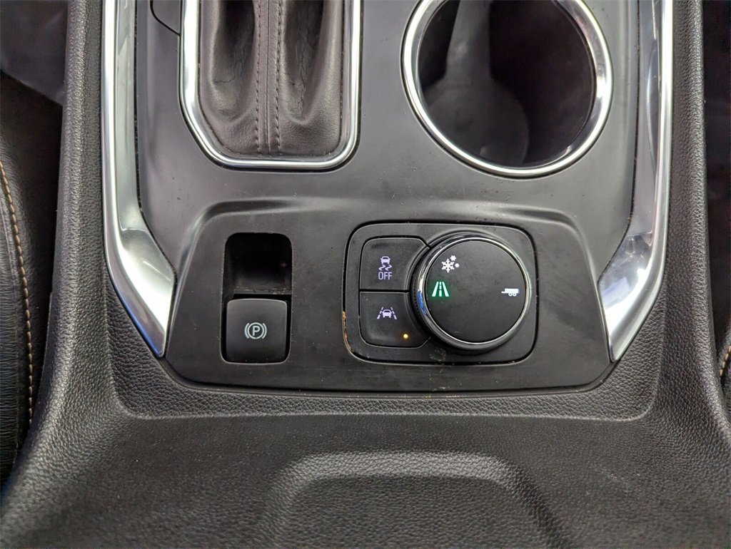 Used 2020 Chevrolet Traverse Premier w/ Redline Edition image 26