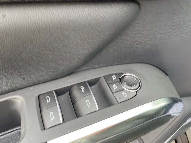 Used 2025 Chevrolet Traverse High Country image 12