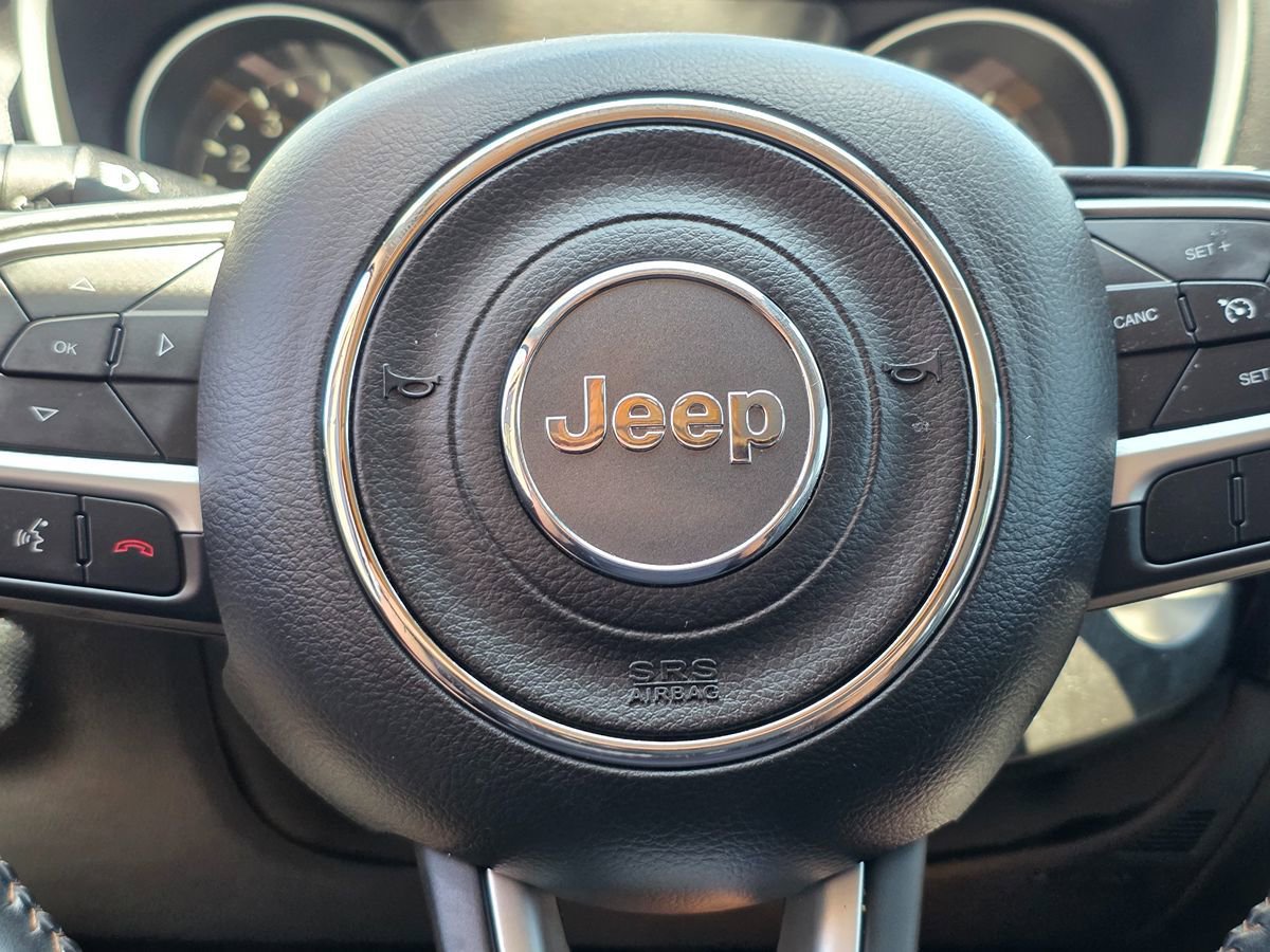 Used 2018 Jeep Compass Latitude w/ Popular Equipment Group FWD image 26