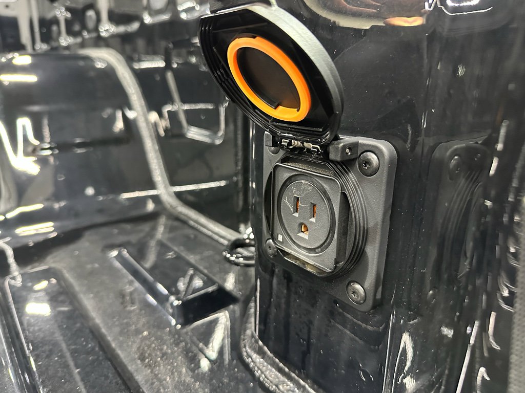 Certified 2024 GMC Sierra 1500 Elevation image 39