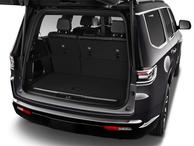 Used 2022 Jeep Grand Wagoneer Series III image 7