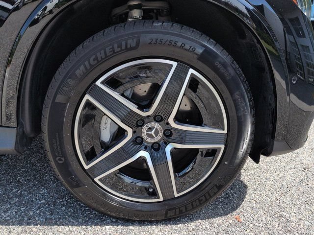 Certified 2026 Mercedes-Benz GLC 300 image 11