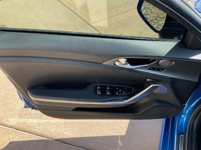 Used 2020 Kia Stinger GT2 image 11