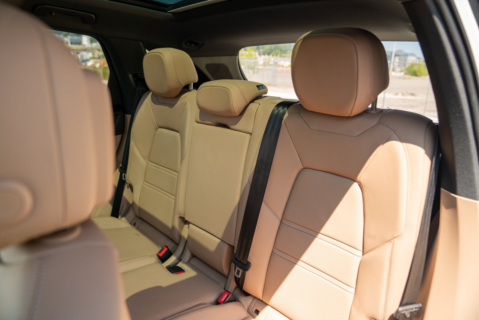 Certified 2022 Porsche Cayenne AWD/4WD image 23
