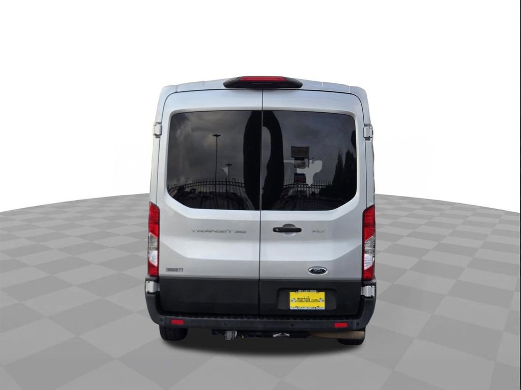 Used 2022 Ford Transit 350 XLT RWD image 5