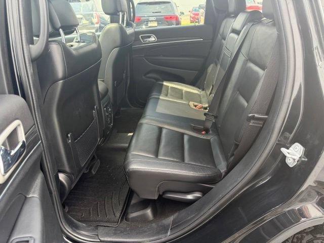 Used 2022 Jeep Grand Cherokee Limited AWD/4WD image 22