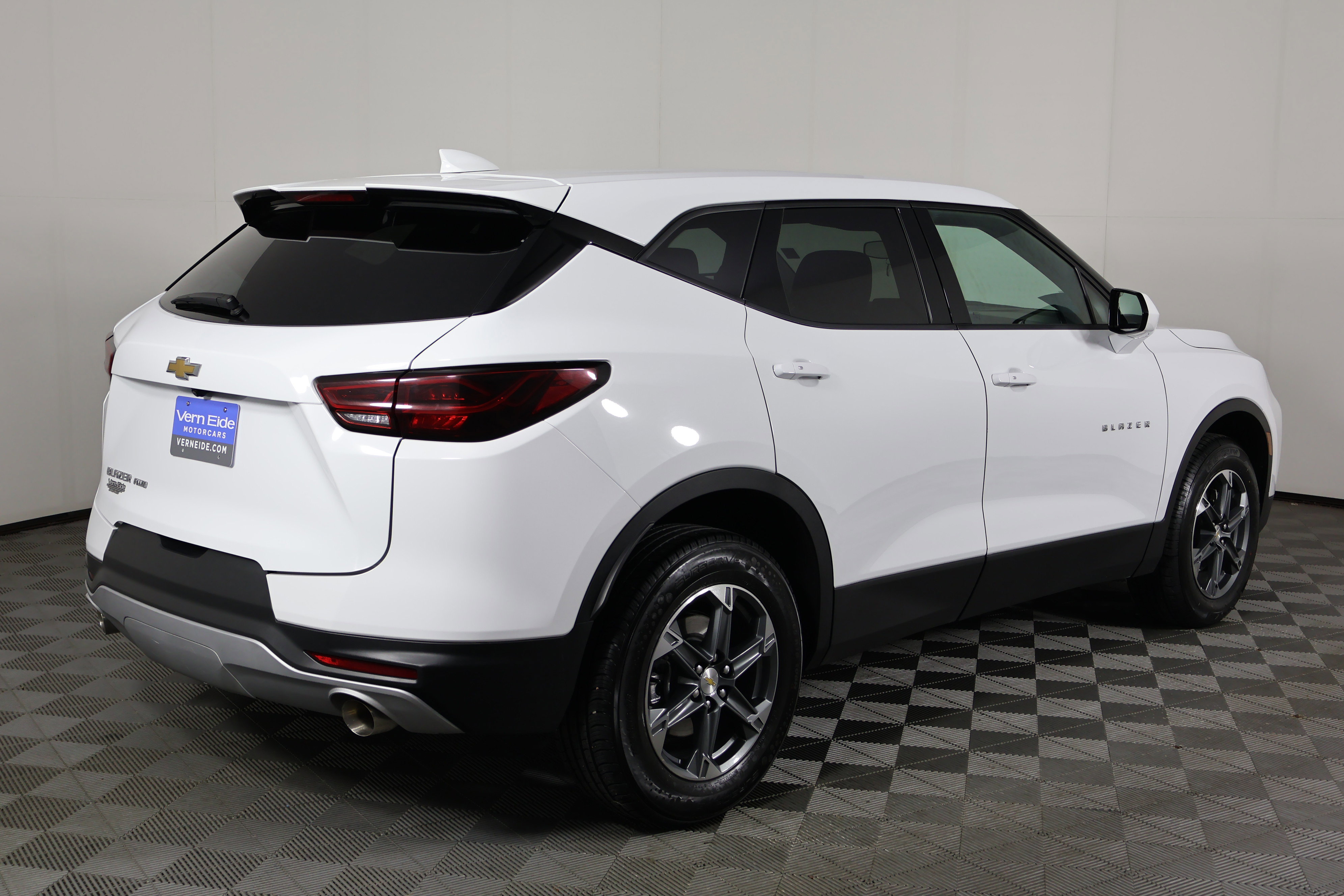 Used 2025 Chevrolet Blazer LT image 6