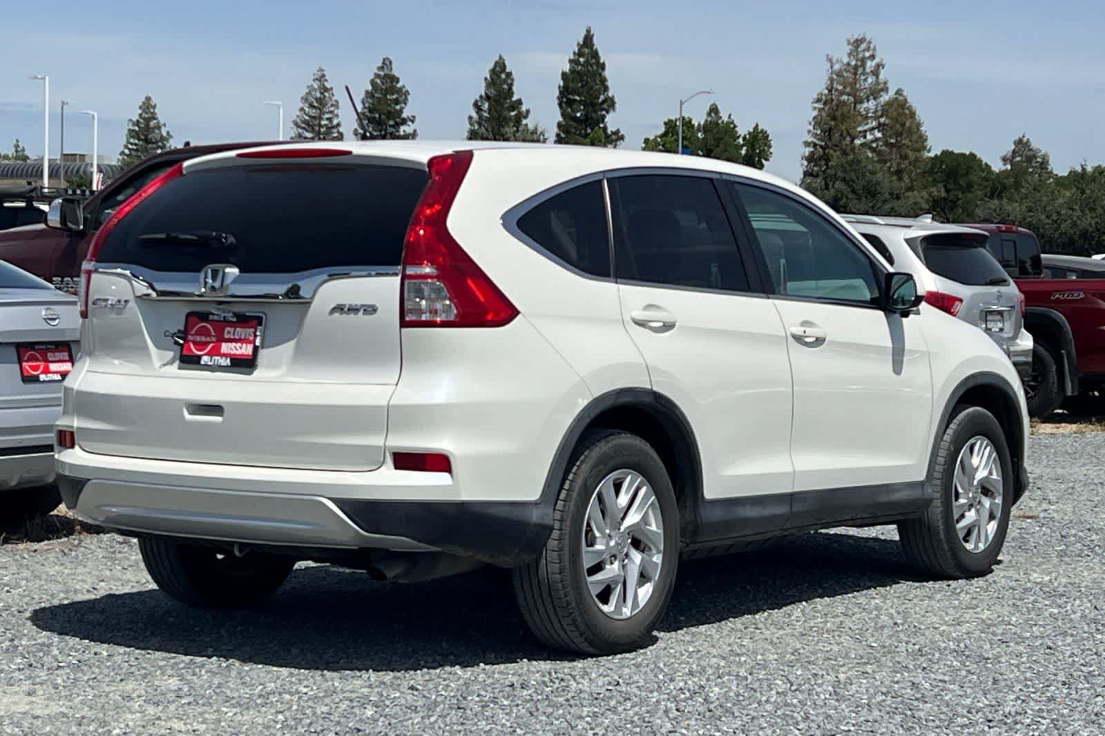 Used 2015 Honda CR-V EX image 3