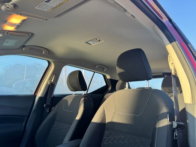 Used 2022 Nissan Kicks SV image 11