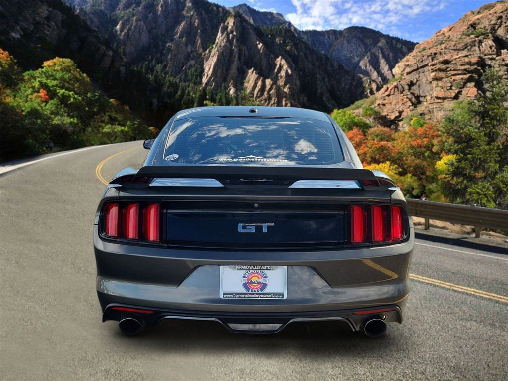 Used 2017 Ford Mustang GT Premium image 4