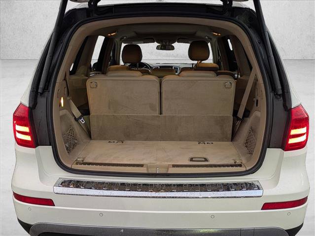 Used 2014 Mercedes-Benz GL 450 4MATIC image 6