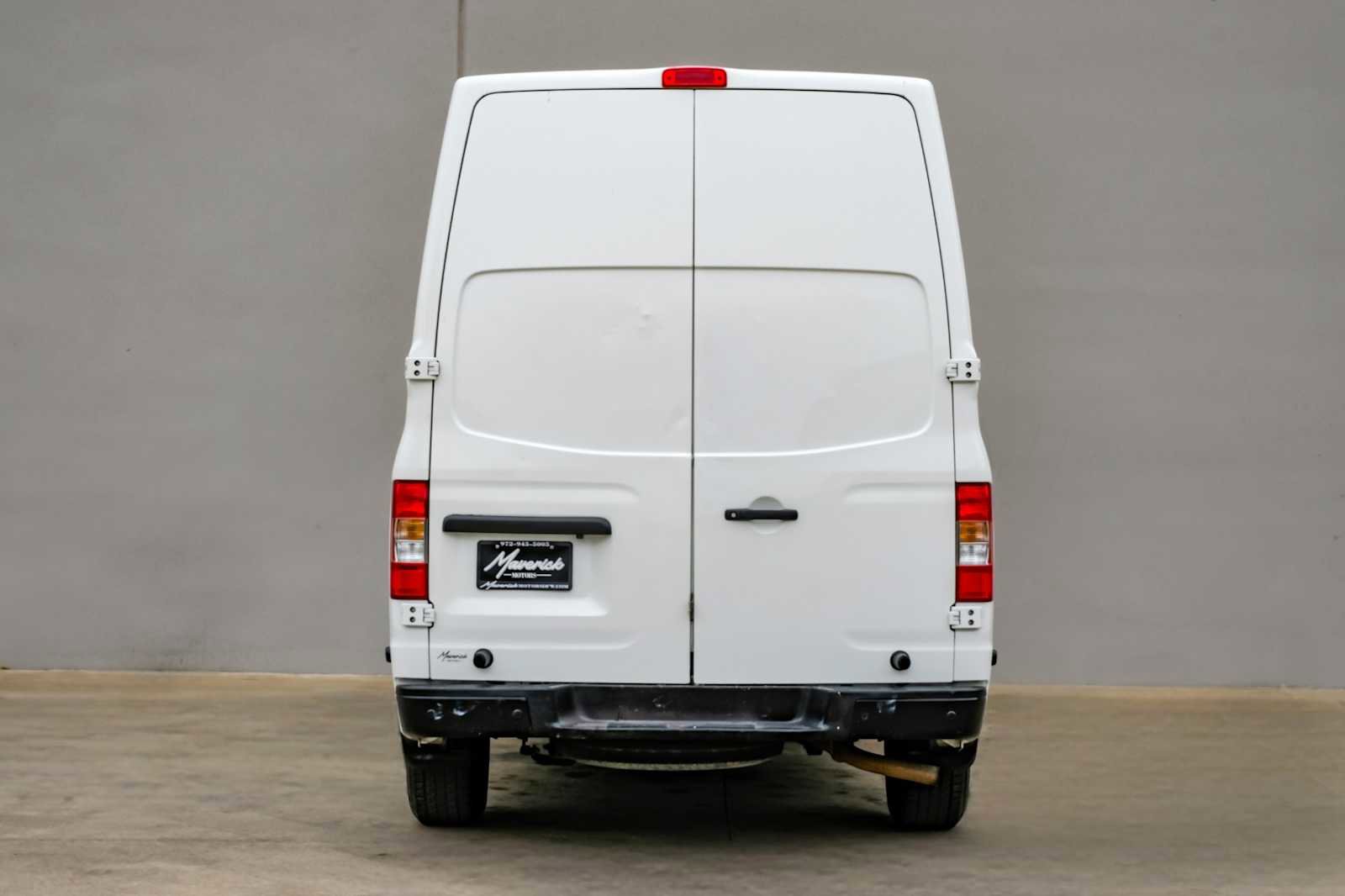 Used 2020 Nissan NV 2500 SV image 9