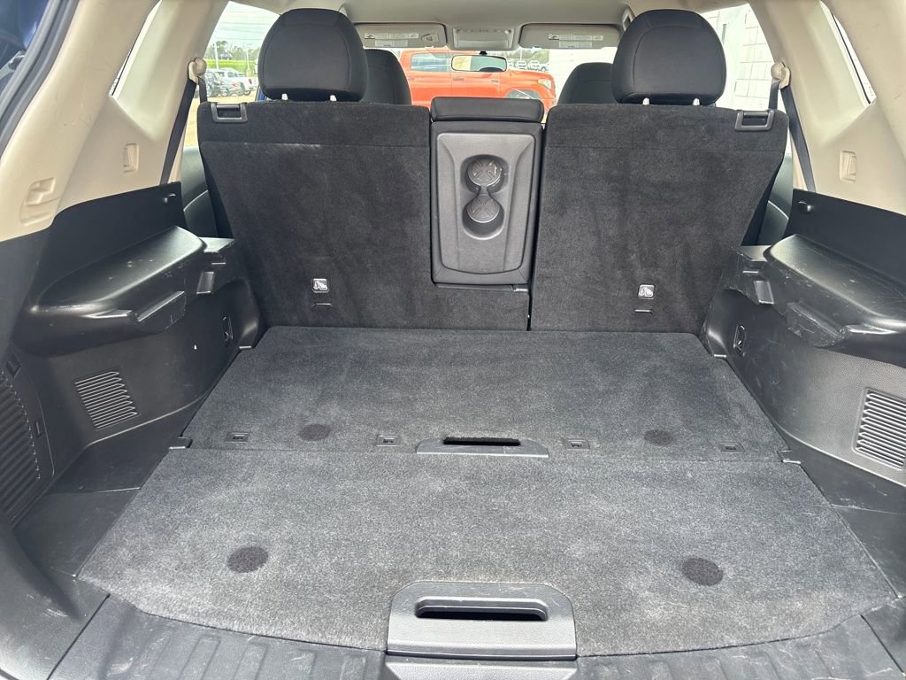 Used 2017 Nissan Rogue S image 29