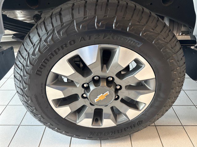 Used 2025 Chevrolet Silverado 2500 W/T AWD/4WD image 10