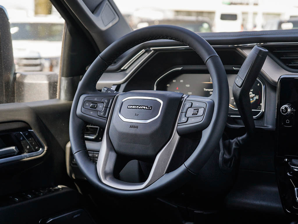 New 2025 GMC Sierra 3500 Denali w/ Denali Reserve Package image 13