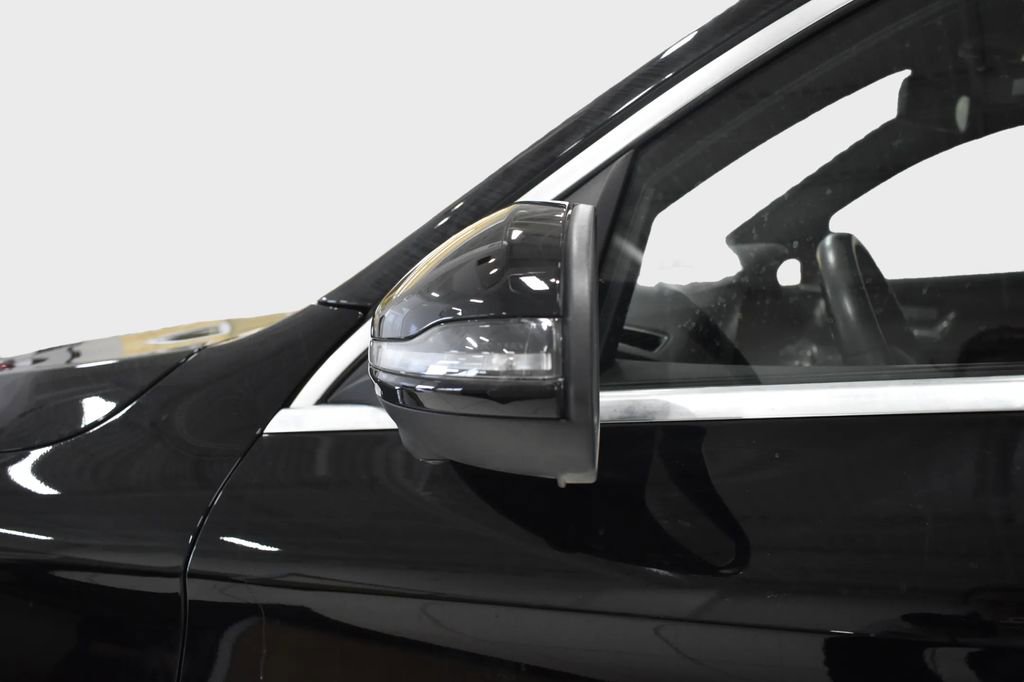 Used 2022 Mercedes-Benz GLC 300 4MATIC Coupe image 21