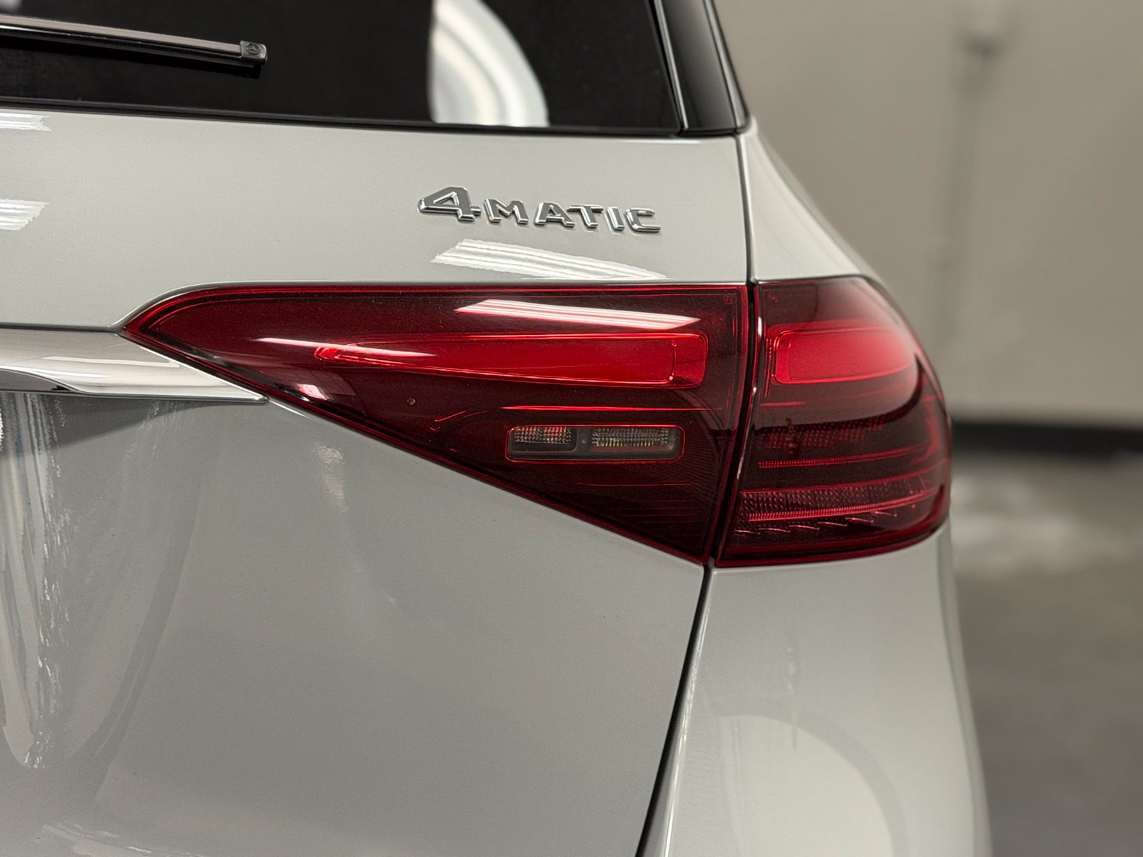 Used 2024 Mercedes-Benz GLE 450 4MATIC image 14