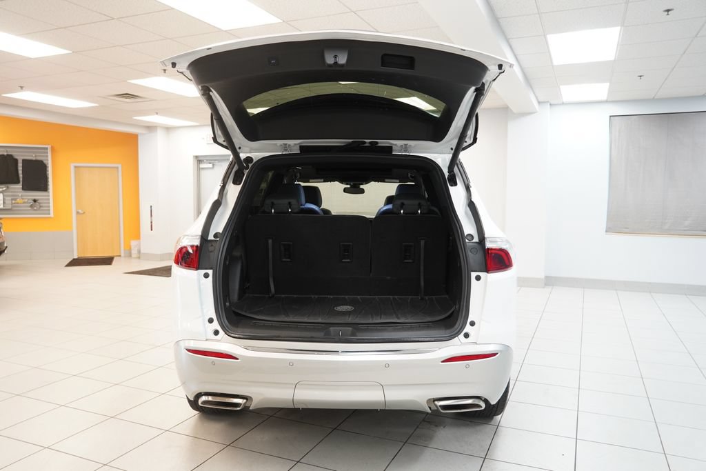 Used 2023 Buick Enclave Essence w/ Experience Buick Package AWD/4WD image 10