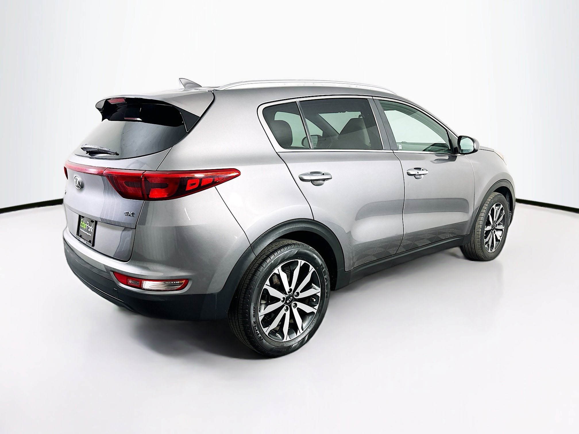 Used 2017 Kia Sportage EX image 9