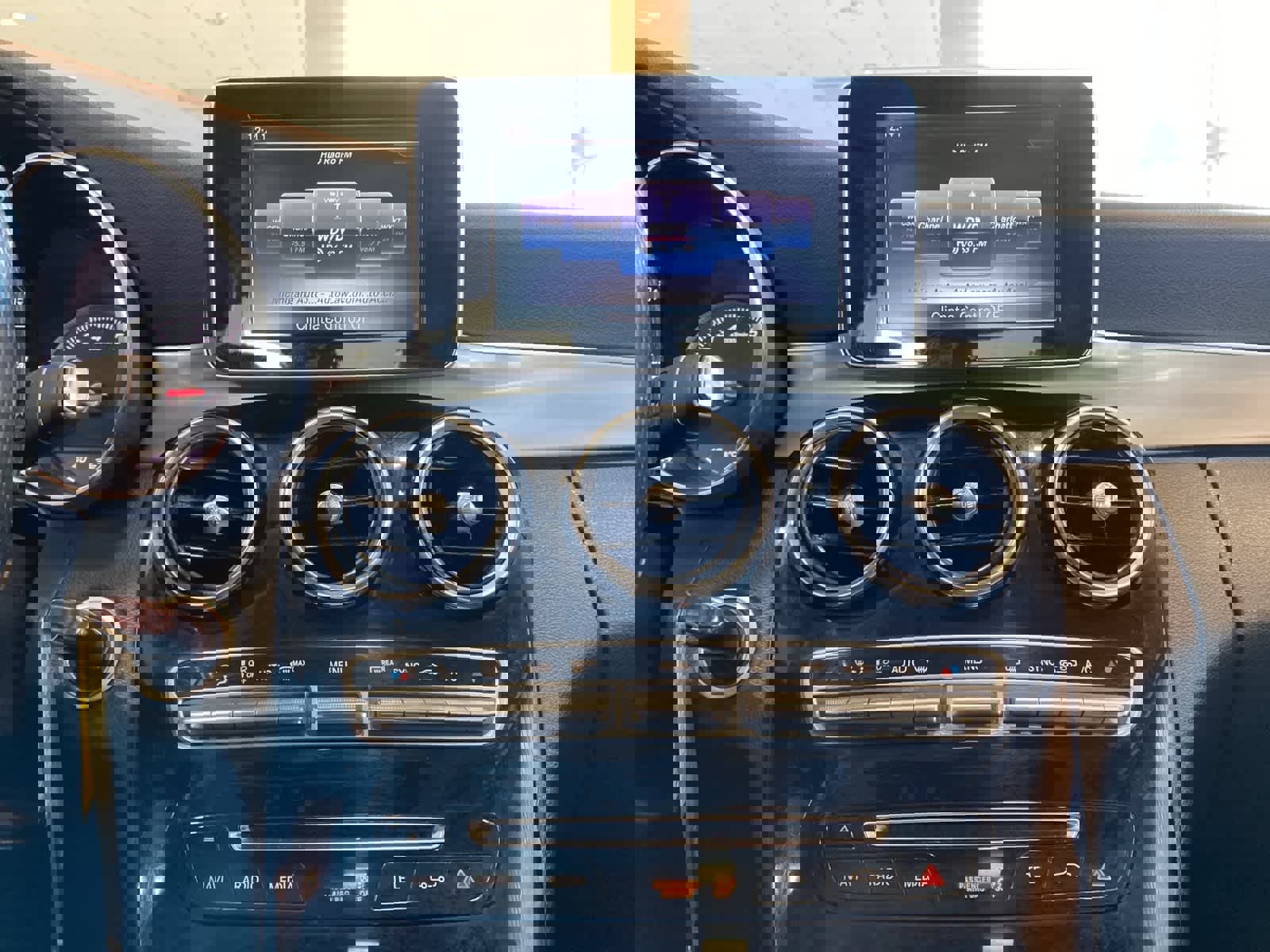 Used 2015 Mercedes-Benz C 300 4MATIC Sedan image 13