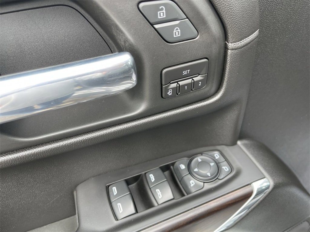 Used 2020 GMC Sierra 1500 SLT image 13