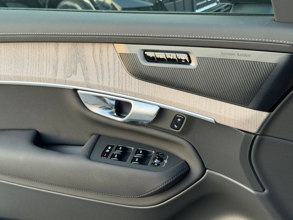 New 2026 Volvo XC90 B6 Ultra AWD/4WD image 31