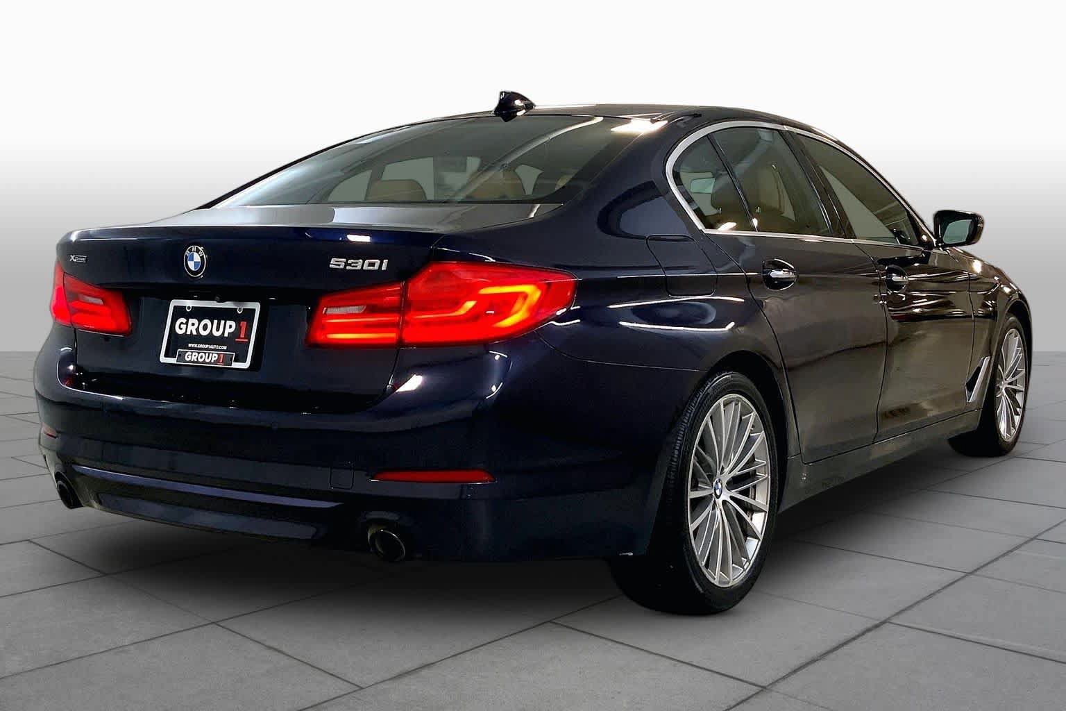 Used 2018 BMW 530i xDrive w/ Premium Package AWD/4WD image 12