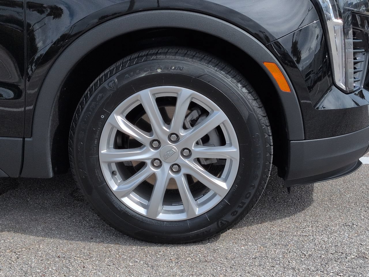 Used 2023 Cadillac XT4 Luxury FWD image 11