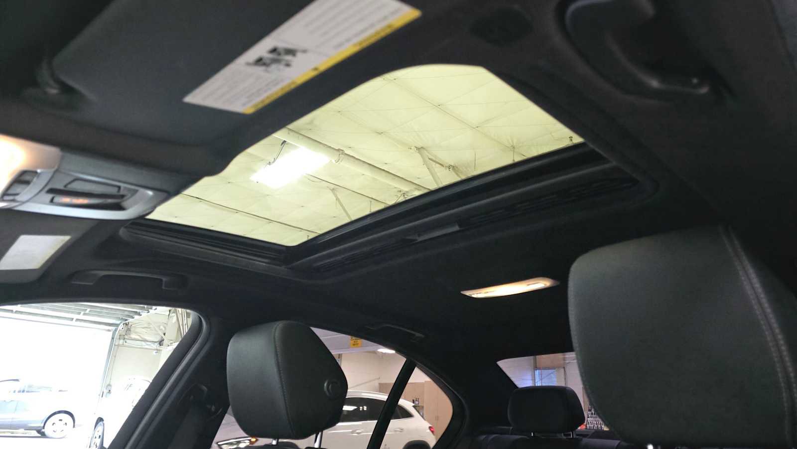 Used 2017 BMW 330e 330e iPerformance image 22