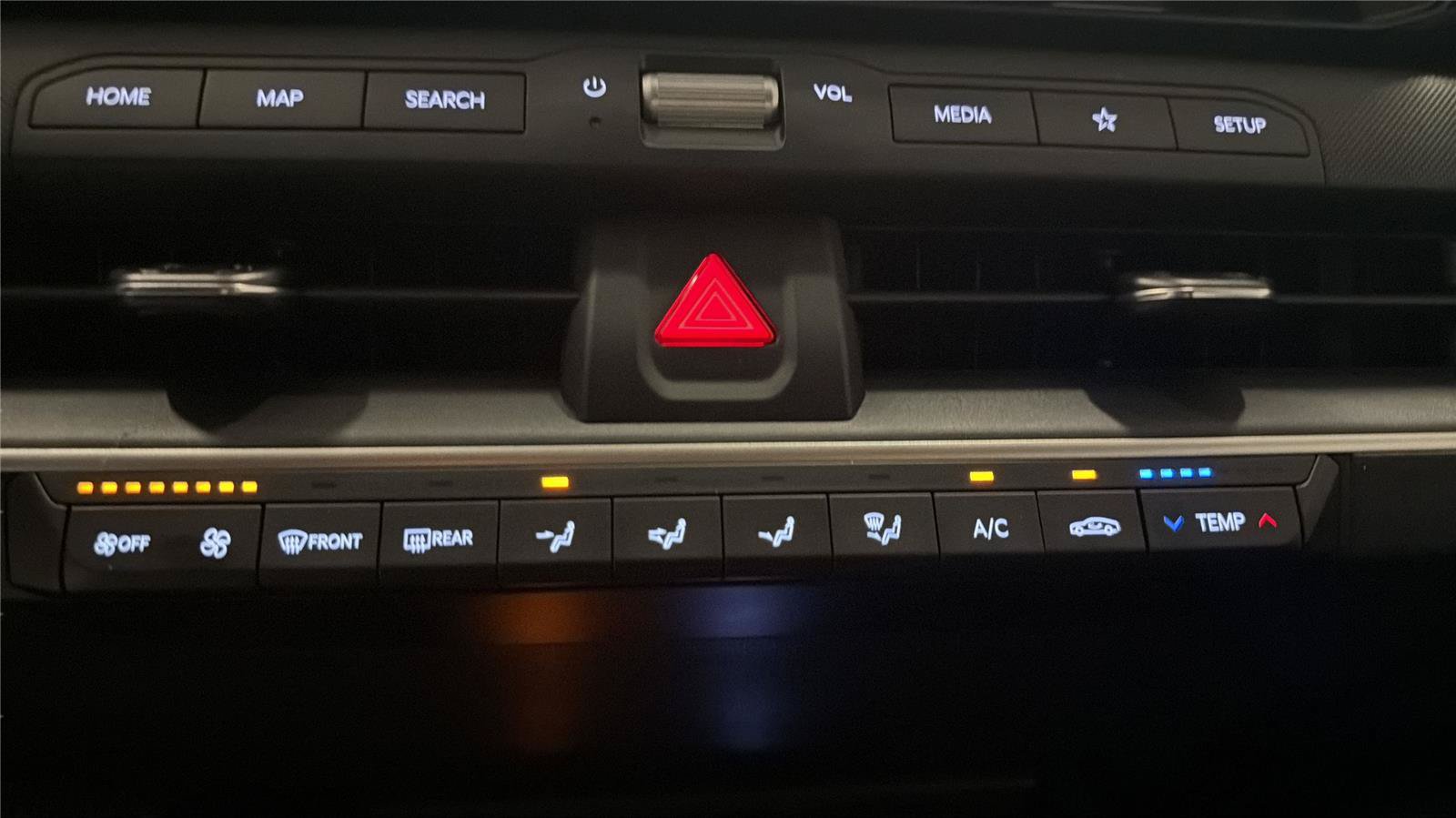 New 2026 Kia K4 FWD image 17