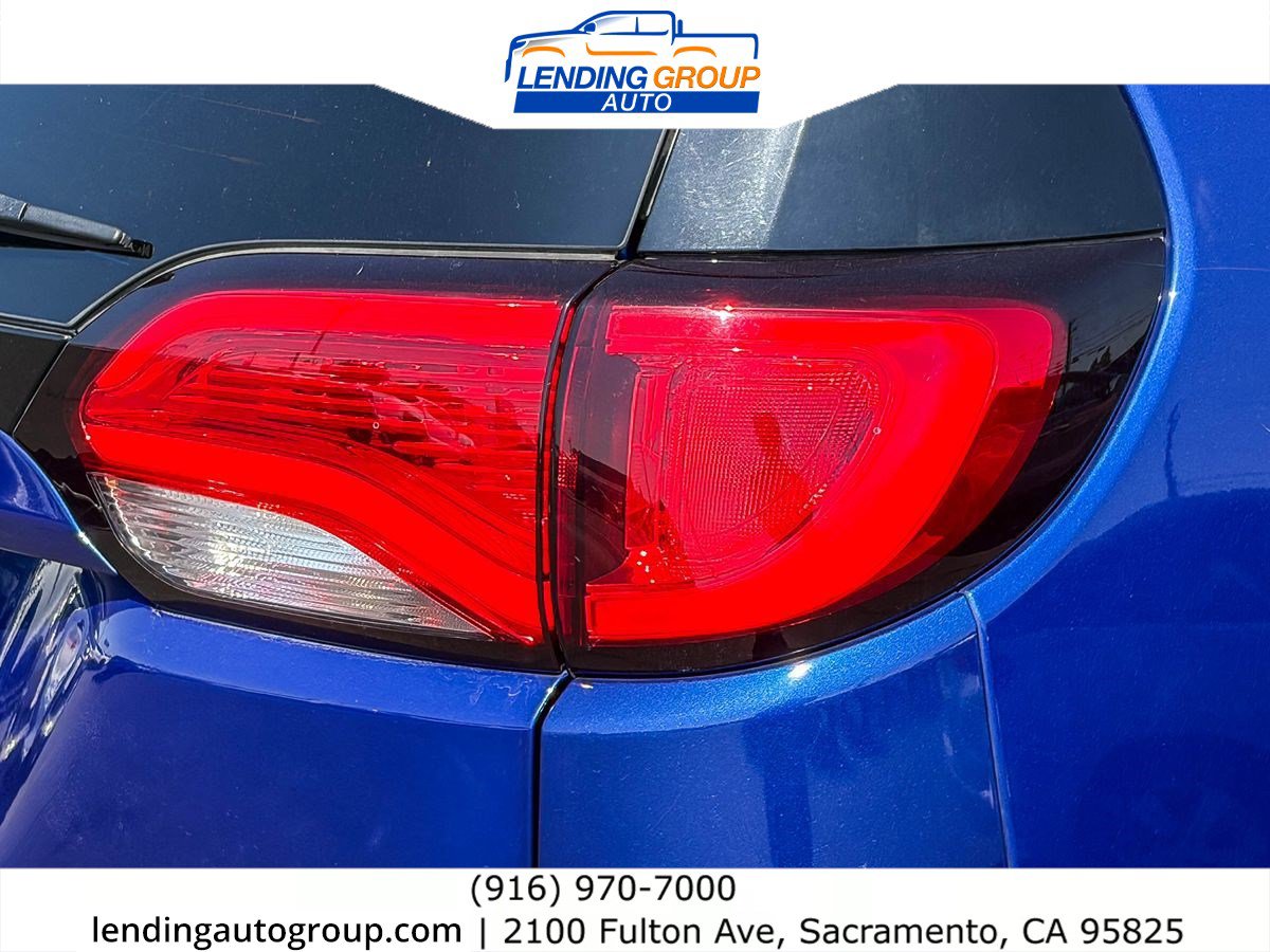 Used 2019 Chrysler Pacifica Touring Plus FWD image 8