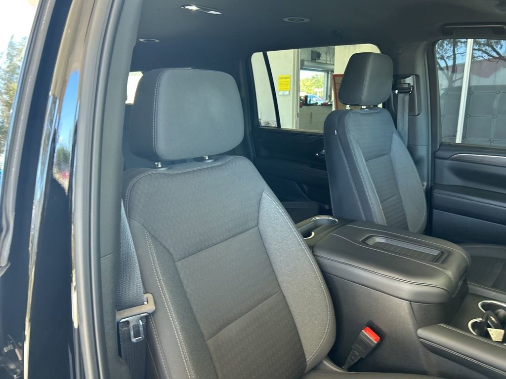 Used 2023 Chevrolet Suburban LS image 20