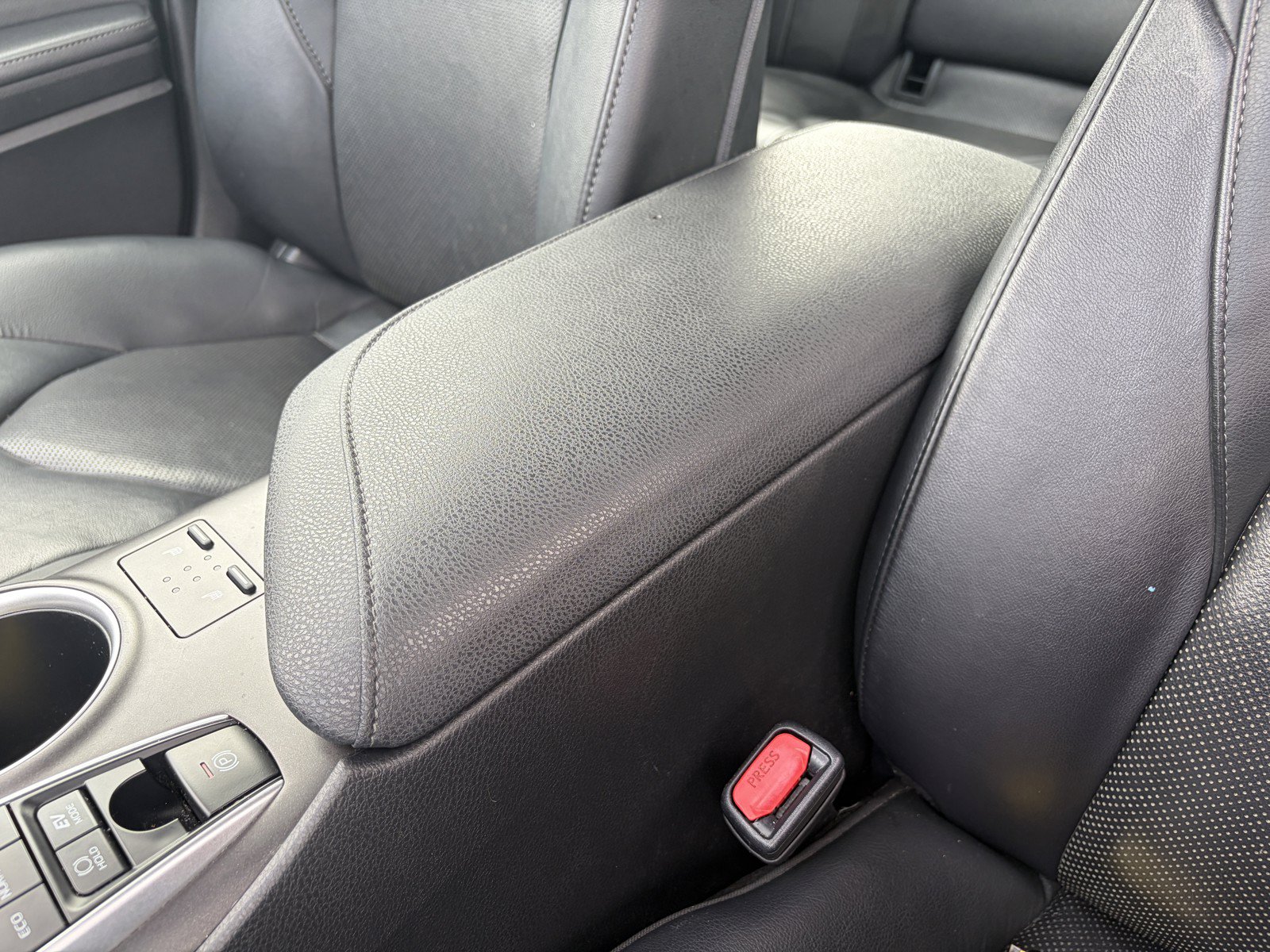 Used 2022 Toyota Camry XLE FWD image 23