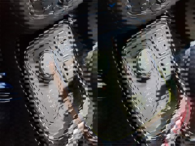 Used 2019 Jeep Compass Limited w/ Safety & Security Group image 6