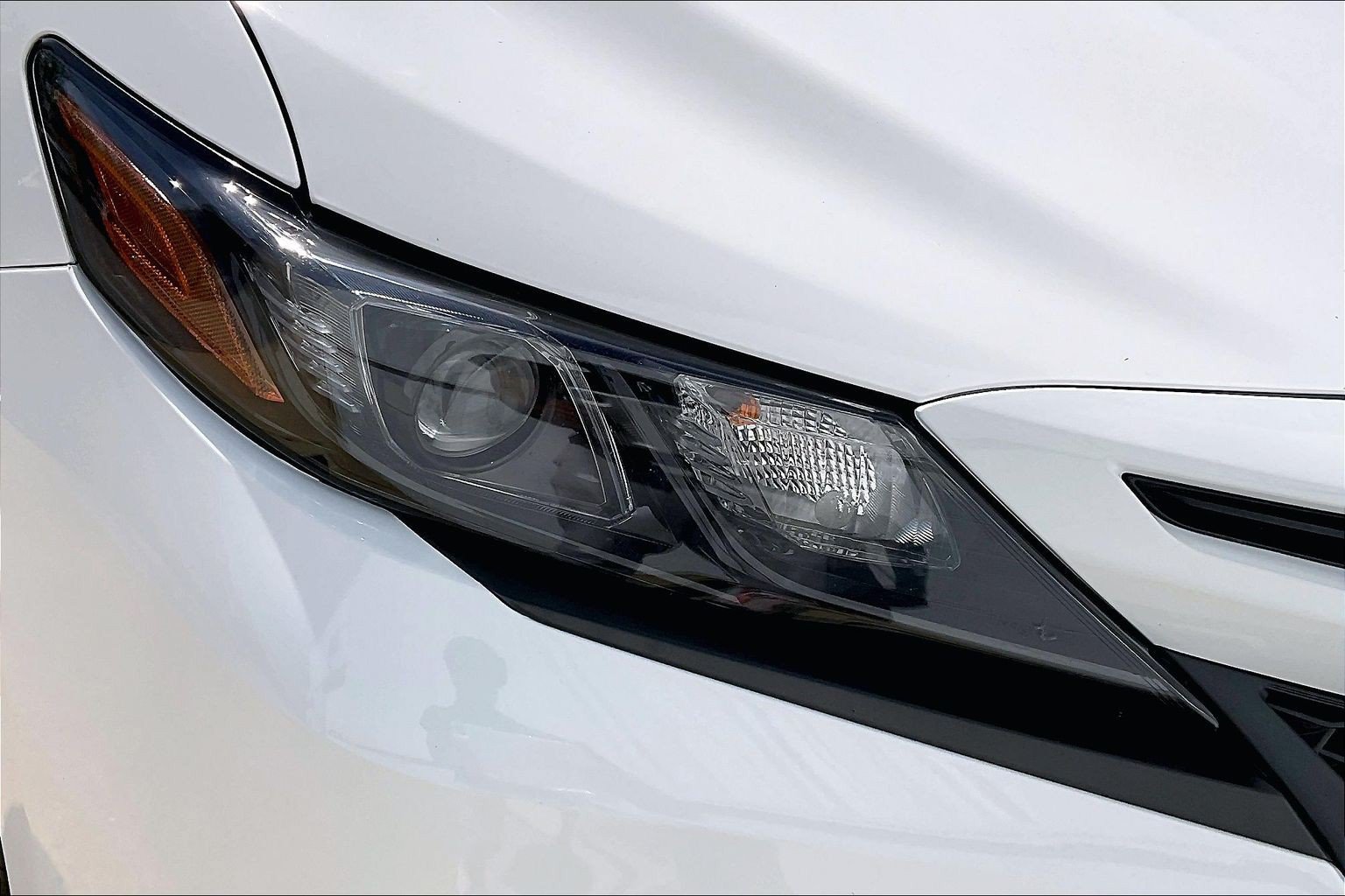 Used 2024 Toyota Camry SE FWD image 32