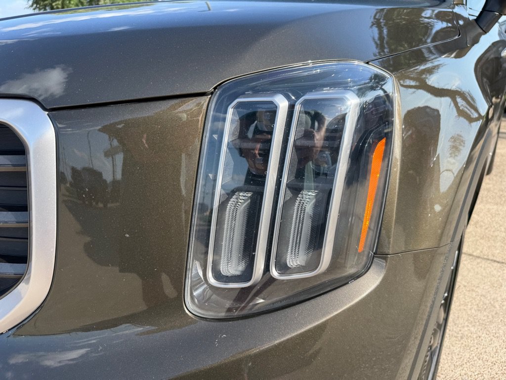 Used 2023 Kia Telluride S FWD image 9