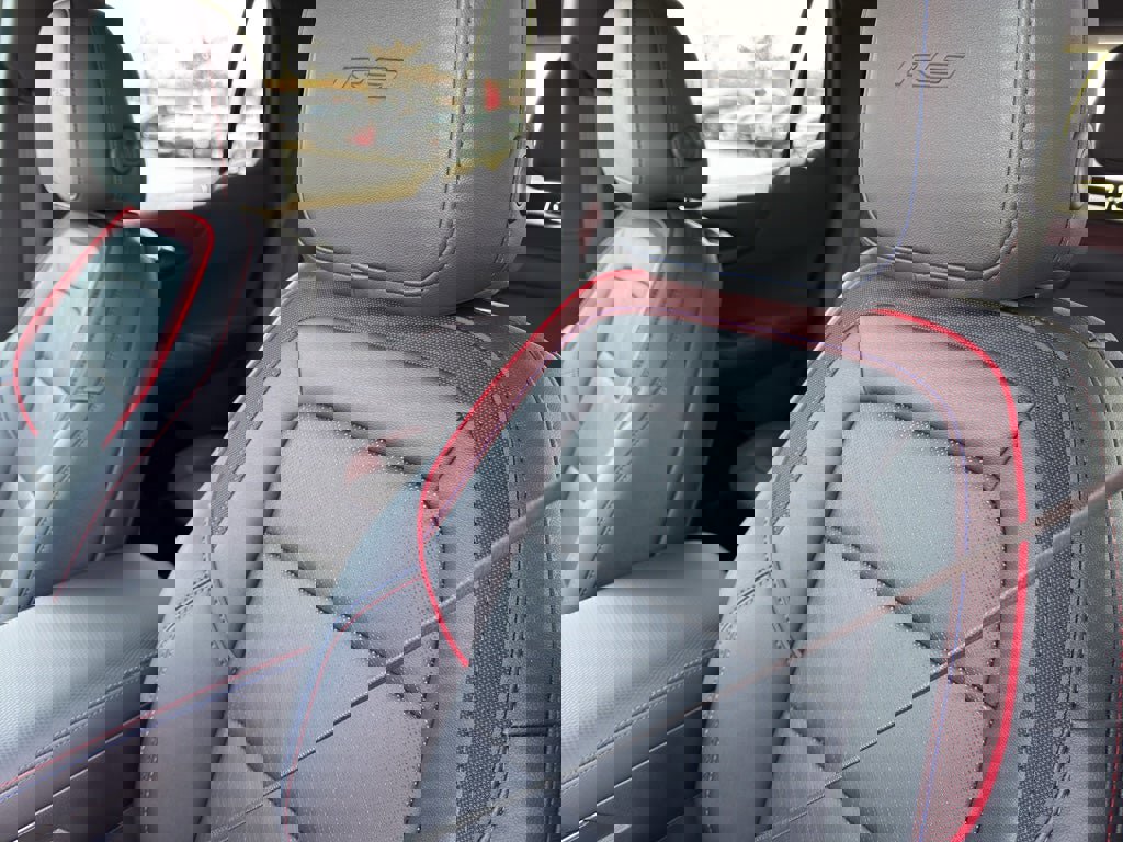 New 2026 Chevrolet Equinox RS image 12